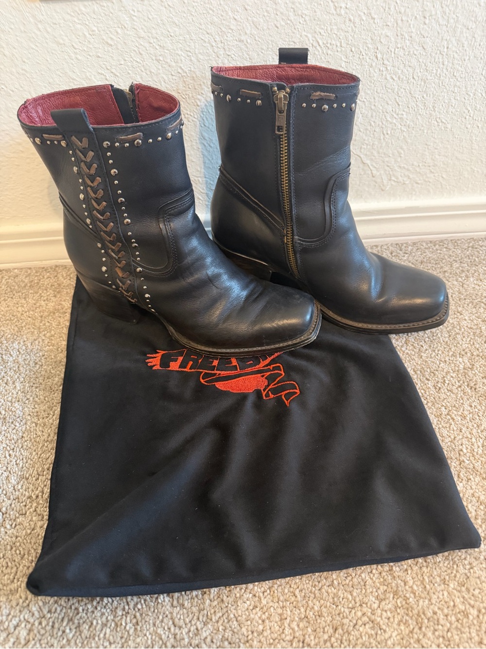 Women's Freebird Duke Boot Size 8